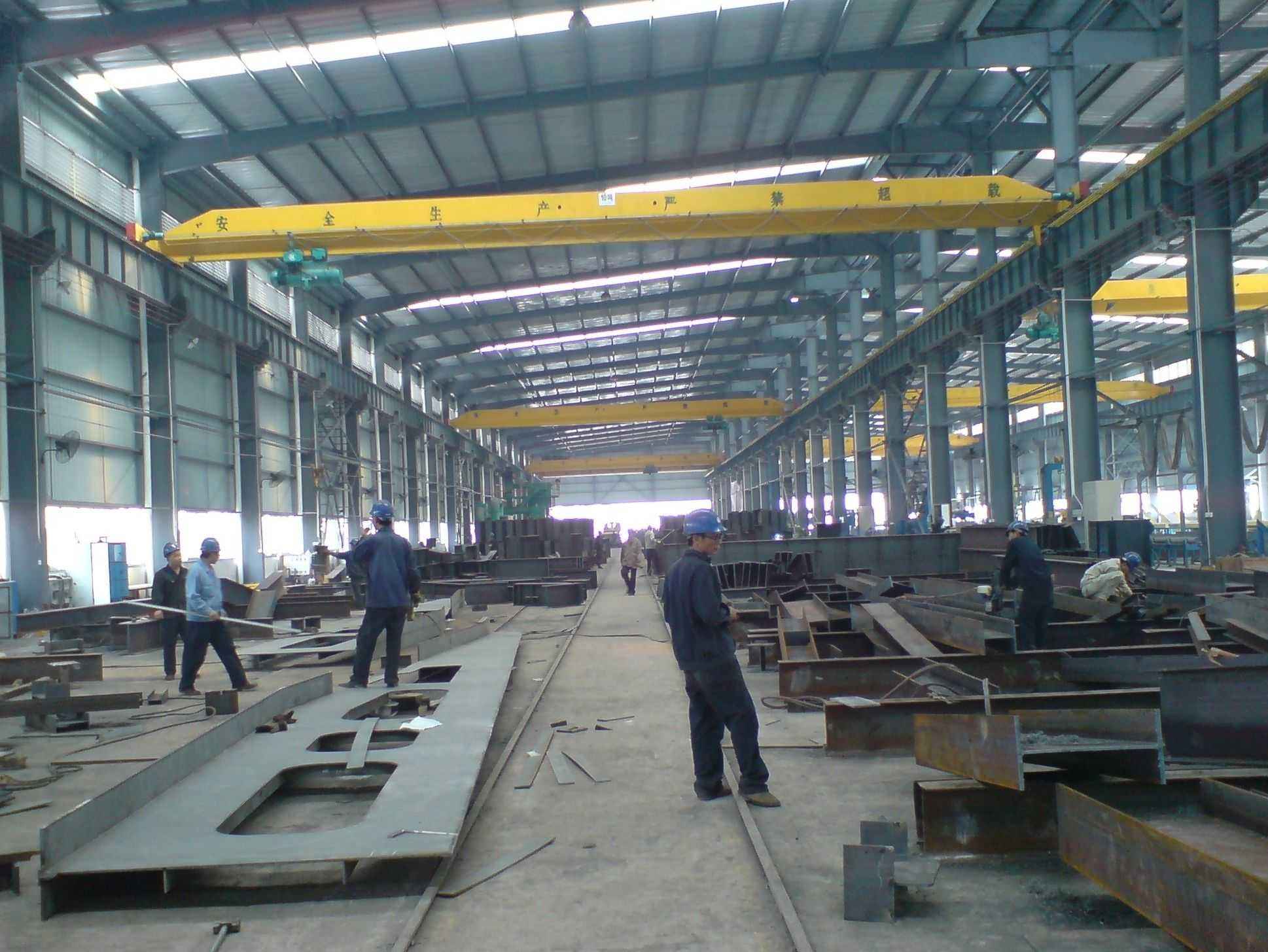 云南昆明鋼結構加工價格動態(tài) 今日行情解析與建筑機械設備影響